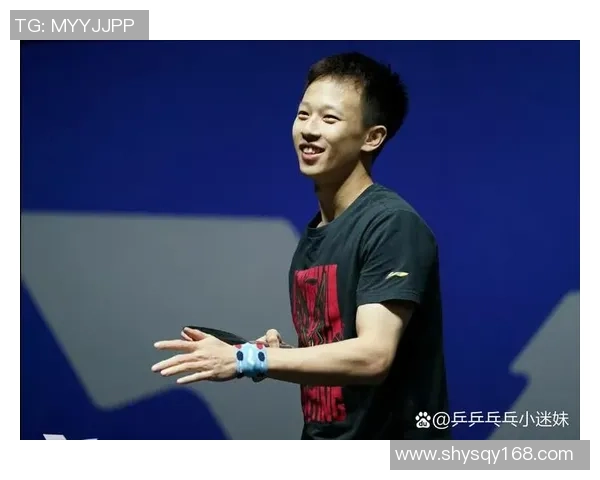 中国足球球星头发乌黑亮丽展现独特魅力成为球场焦点