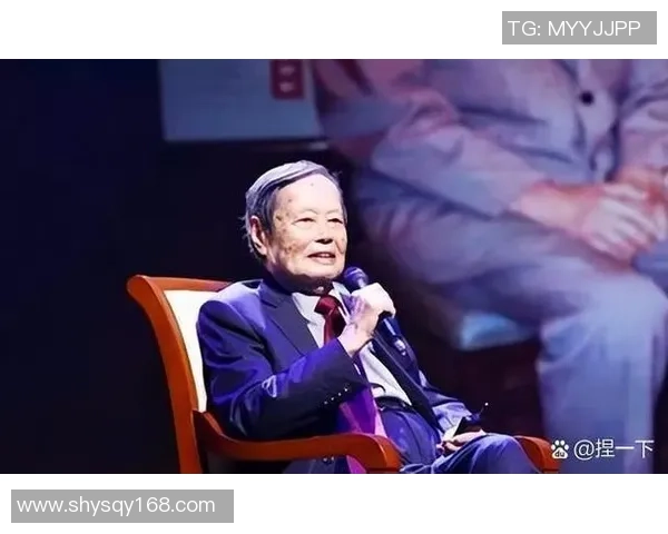 殞落的綠茵巨星從璀璨光輝到永恆記憶的人生最後旅程